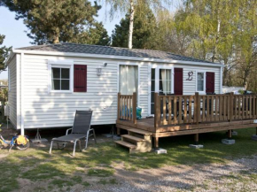 - Mobile home 